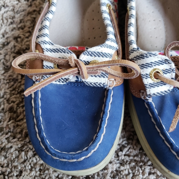 Floral Sperry Slide Ons - Picture 3 of 6